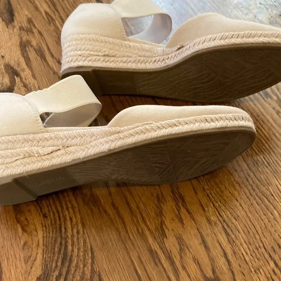 Life Stride Women's Kaylee size 8 Off white/Ecru Espadrilles - Picture 7 of 13